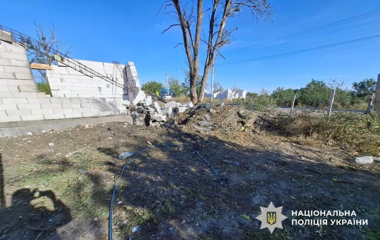 Загарбники обстріляли 24 населених пункти Херсощини. 4 поранених, пошкоджено 5 будинків