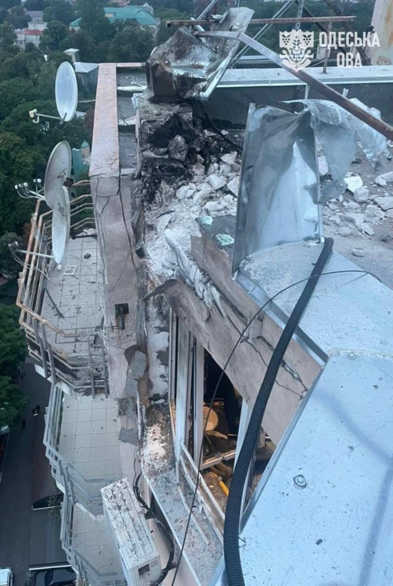 Загарбники обстрілювали Одесу понад 7 годин: фото наслідків