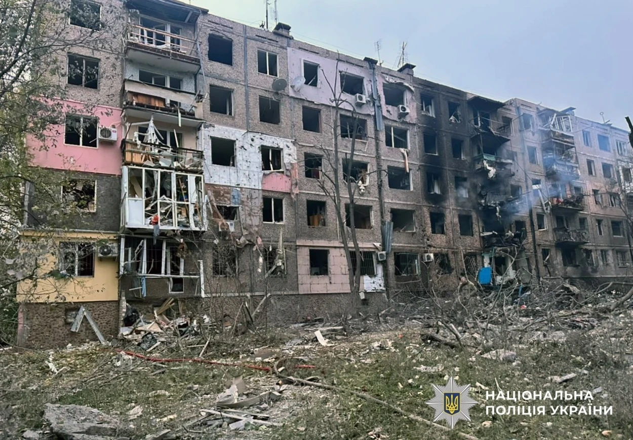 Загарбники атакували 17 міст і сіл Херсонщини. десятки поранених, пошкоджено 18 будинків