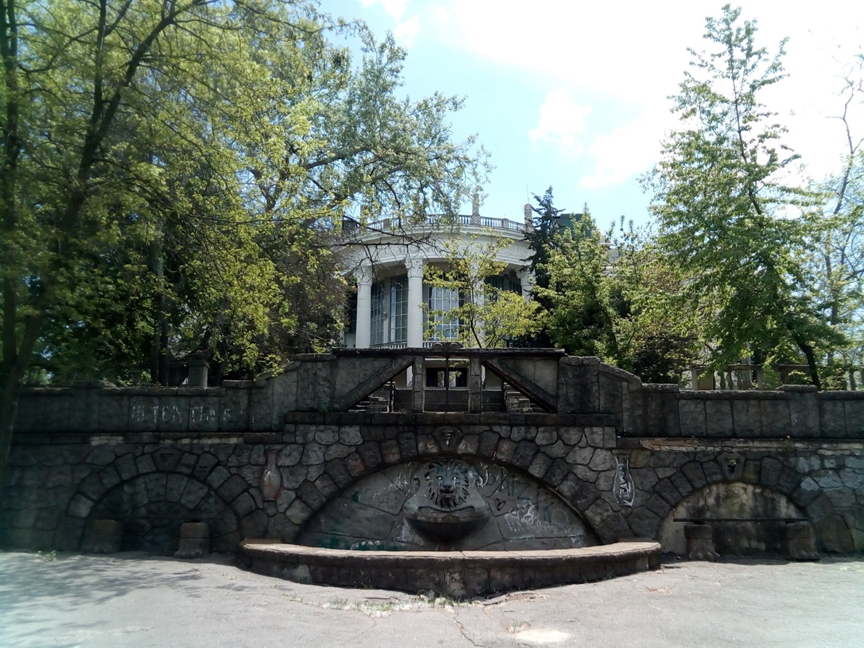 Ремону підлягає тильна частина ПК із терасою
