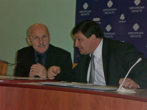 В. Коваленко і О. Лук`яненко