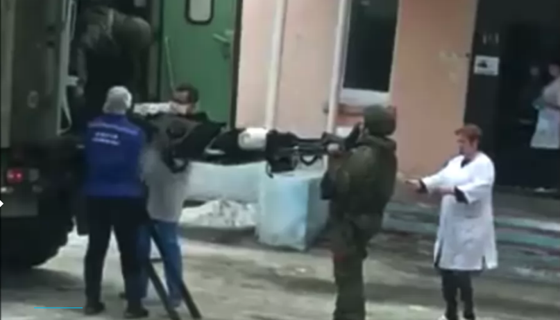 У лікарню привозять поранених окупантів