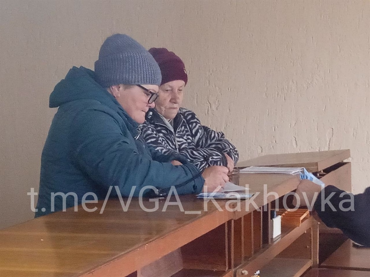 Каховщина в окупації: пенсіонери прийшли за російською пенсією