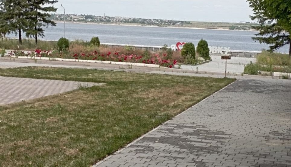 Каховка, набережна