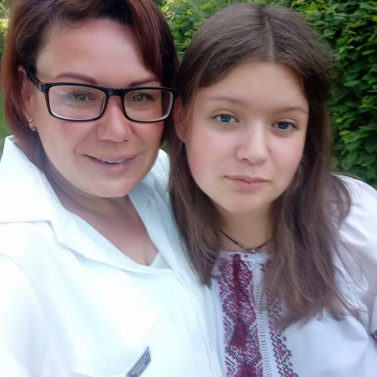 Світлана з донькою