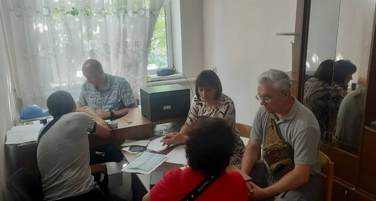 Керівники Новокаховської МВА і райадміністрації ведуть прийом громадян