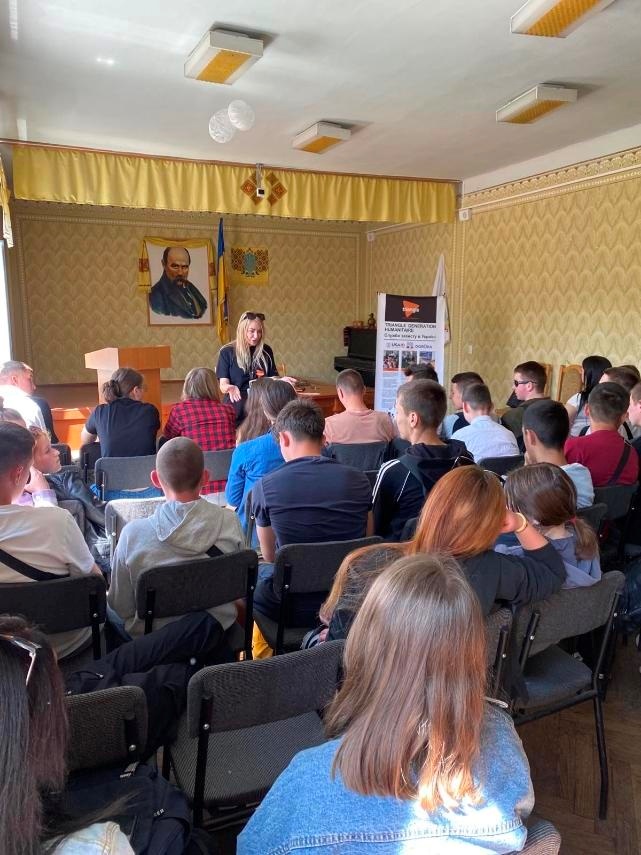 ​


Лекції для дітей в навчальних закладах на теми: Булінг,  Безпека в інтернеті, Гуманітарна допомога.