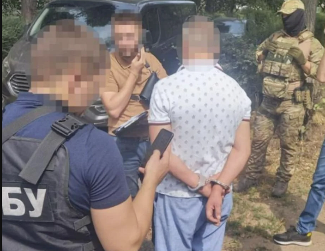 СБУ розкрила розкрадання гуманітарки в Дніпрі