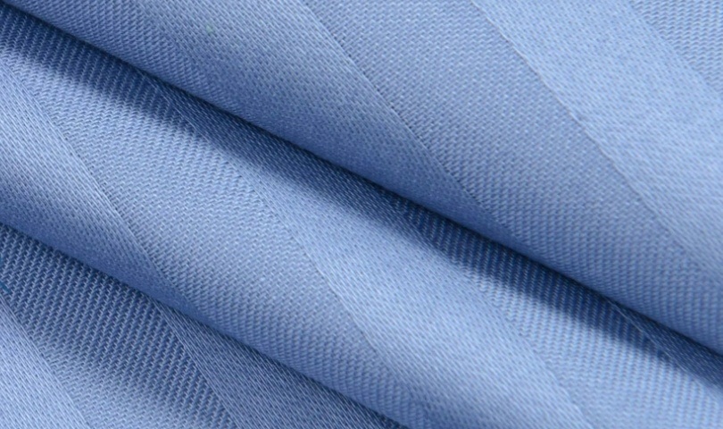 https://tk.ua/ua/catalog/dlya-doma/dlya-postelnogo-belya/filter/tip-tkani=straip-satin/