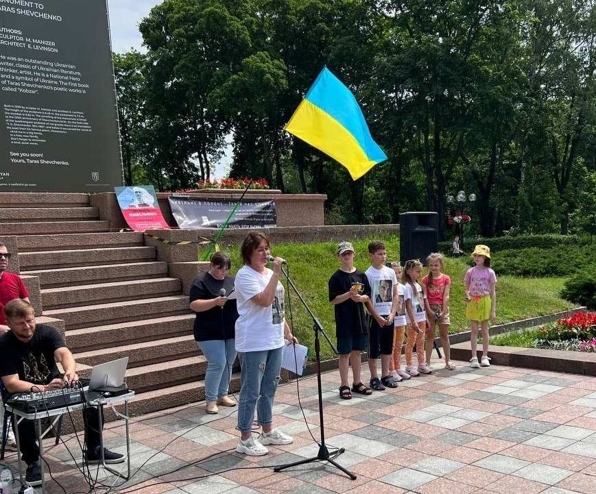 Виступ Олени Цигіпи під час однієї з акцій