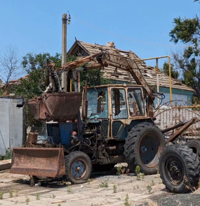 Руйнувати Козацьке росіяни почали одразу після його звільнення, червень 2023 року. 