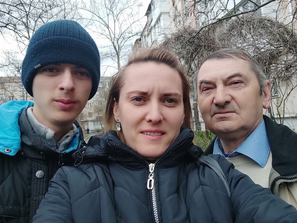 3 квітня 2022, через пару годин батька арештують. Окупована Нова Каховка