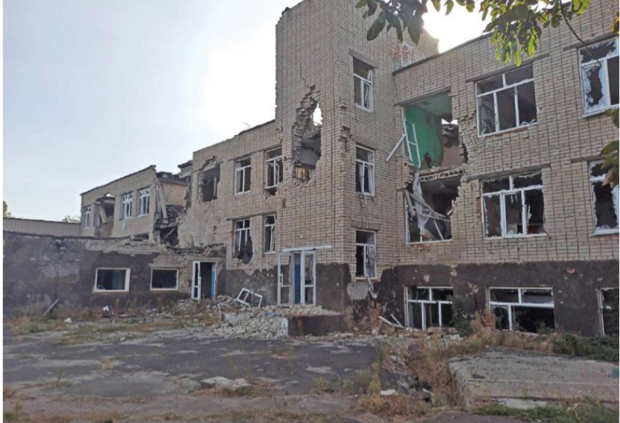 Школа у селі Нововознесенському зазнала серйозних руйнувань.
