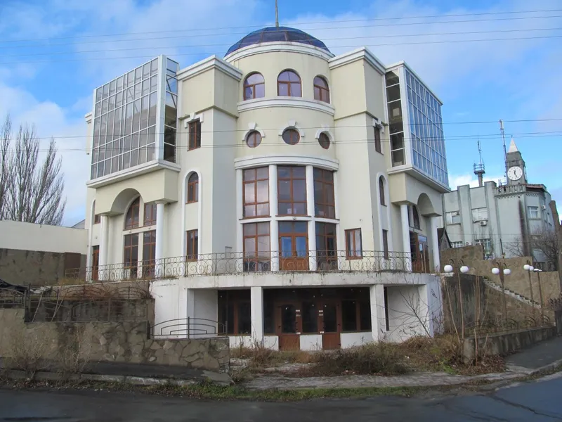 Будівля банку у Генічеську