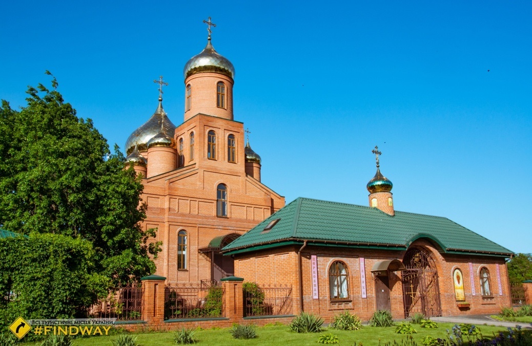 Храм ікони Божої Матері "Спорителька хлібів" в Асканії-Новії. 