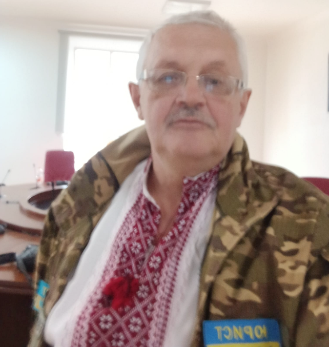 Володимир Бондаренко.