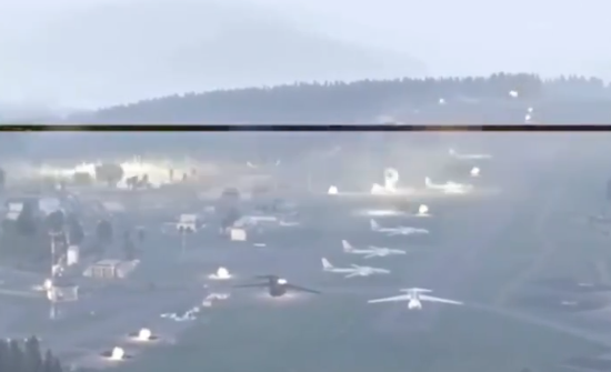 Атака українських дронів на російський аеродром.