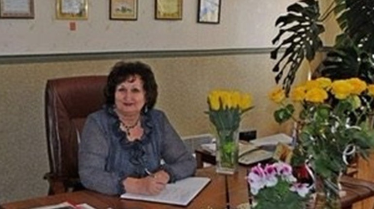 Директорка училища Олександра Карпенкова.