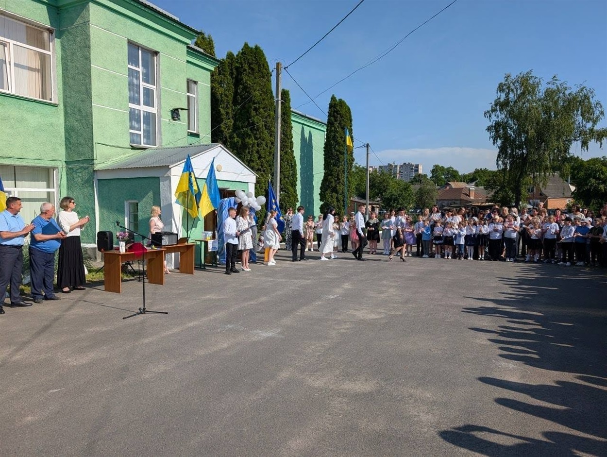 Свято останнього дзвоника у Гайсинській школі №3. 6 червня 2025 року.