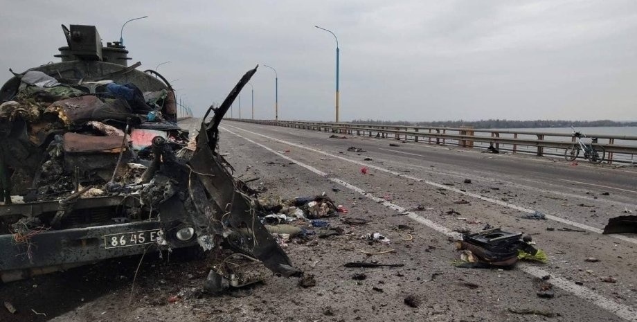 Антонівський міс тримали два дні.