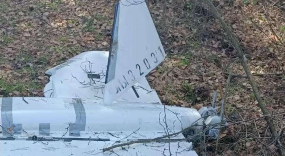 Уламки російмькоко дрона, що залетів до Польщі.