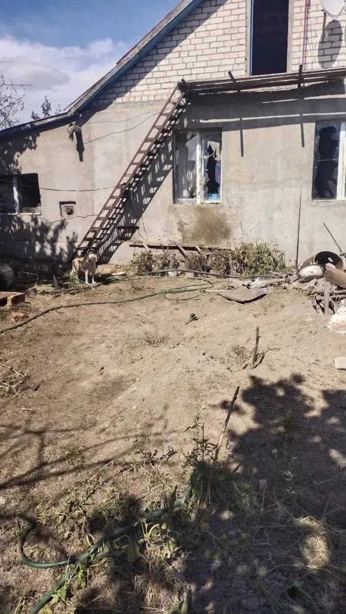 У Новій Каховці та Дніпрянах сталися обстріли і спалахнули пожежі