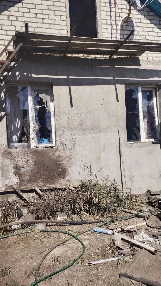 У Новій Каховці та Дніпрянах сталися обстріли і спалахнули пожежі