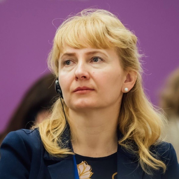 Надія Лещик.