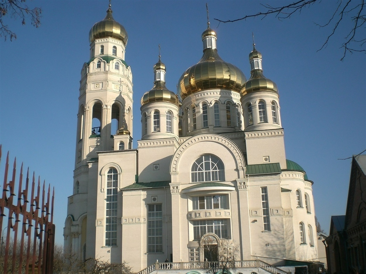 Собор Андрія Первозванного у Новій Каховці.