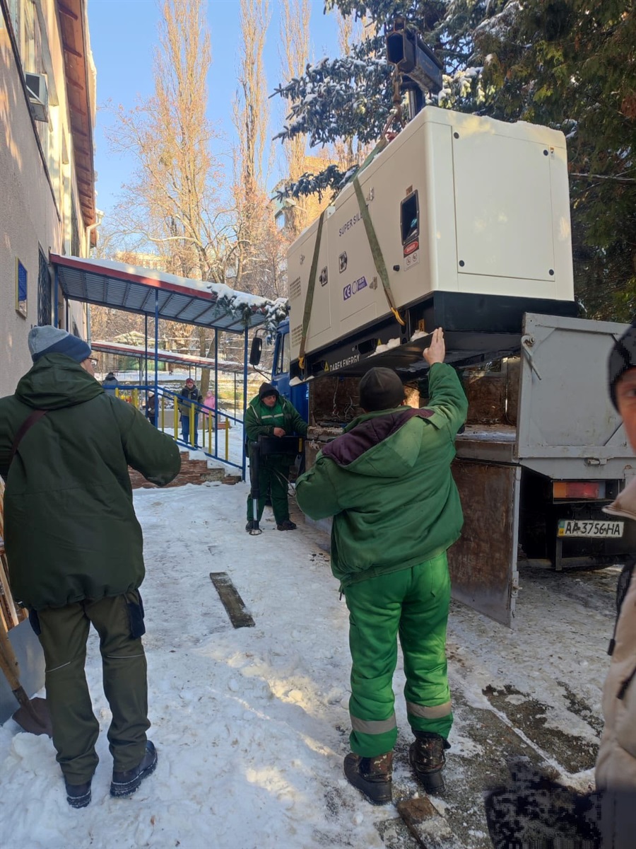 Каховська громада отримала потужний генератор від Тайбею