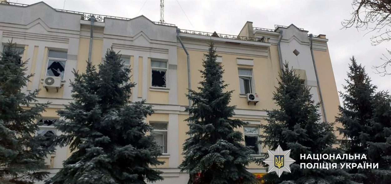 Загарбники атакували 26 населених пунктів Херсонщини: 4 поранених, пошкоджено 15 будинків