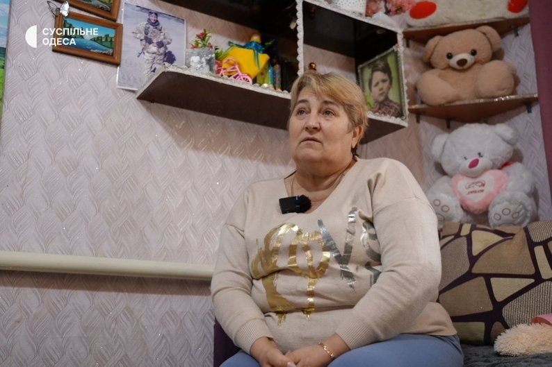 Катували в підвалах Нової Каховки, зник безвісти у Кринках: мати чекає на свого сина