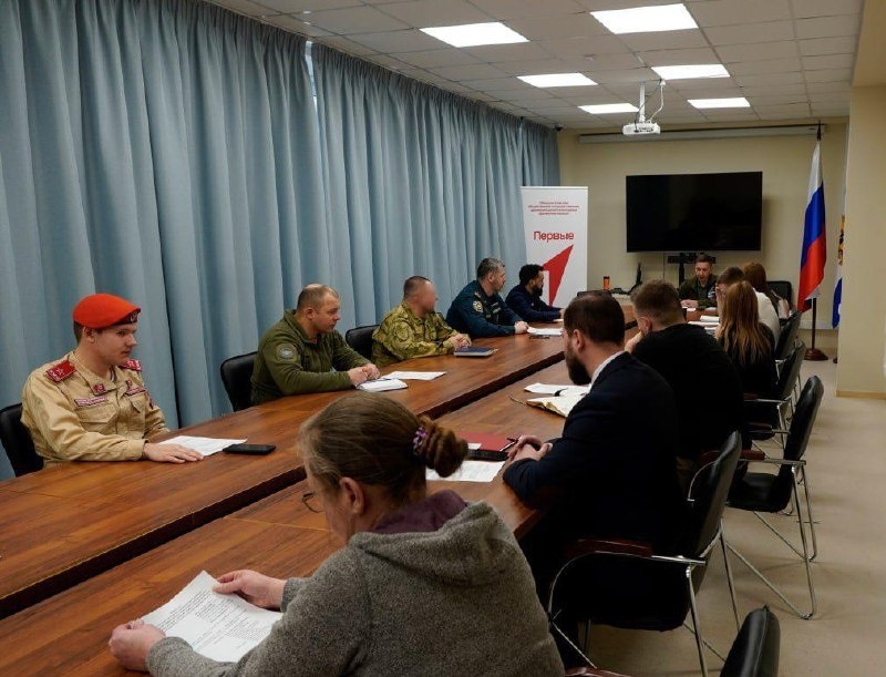 Автомати на партах: на ТОТ Херсонщини окупанти вчать дітей збирати зброю на швидкість