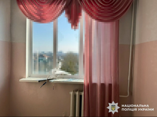 Окупанти вдарили дроном "Молнія" по дитячій лікарні в Херсоні