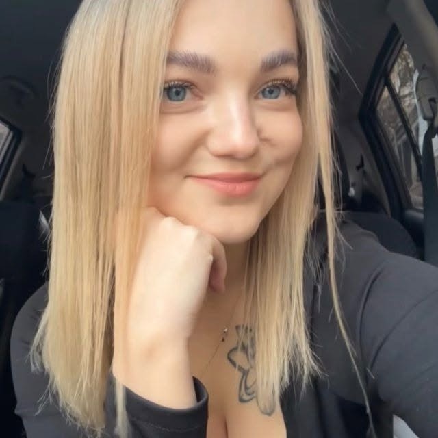 «Моя кохана квіточка»: під час обстрілу Києва загинула переселенка з Нової Каховки Ірина Грабко