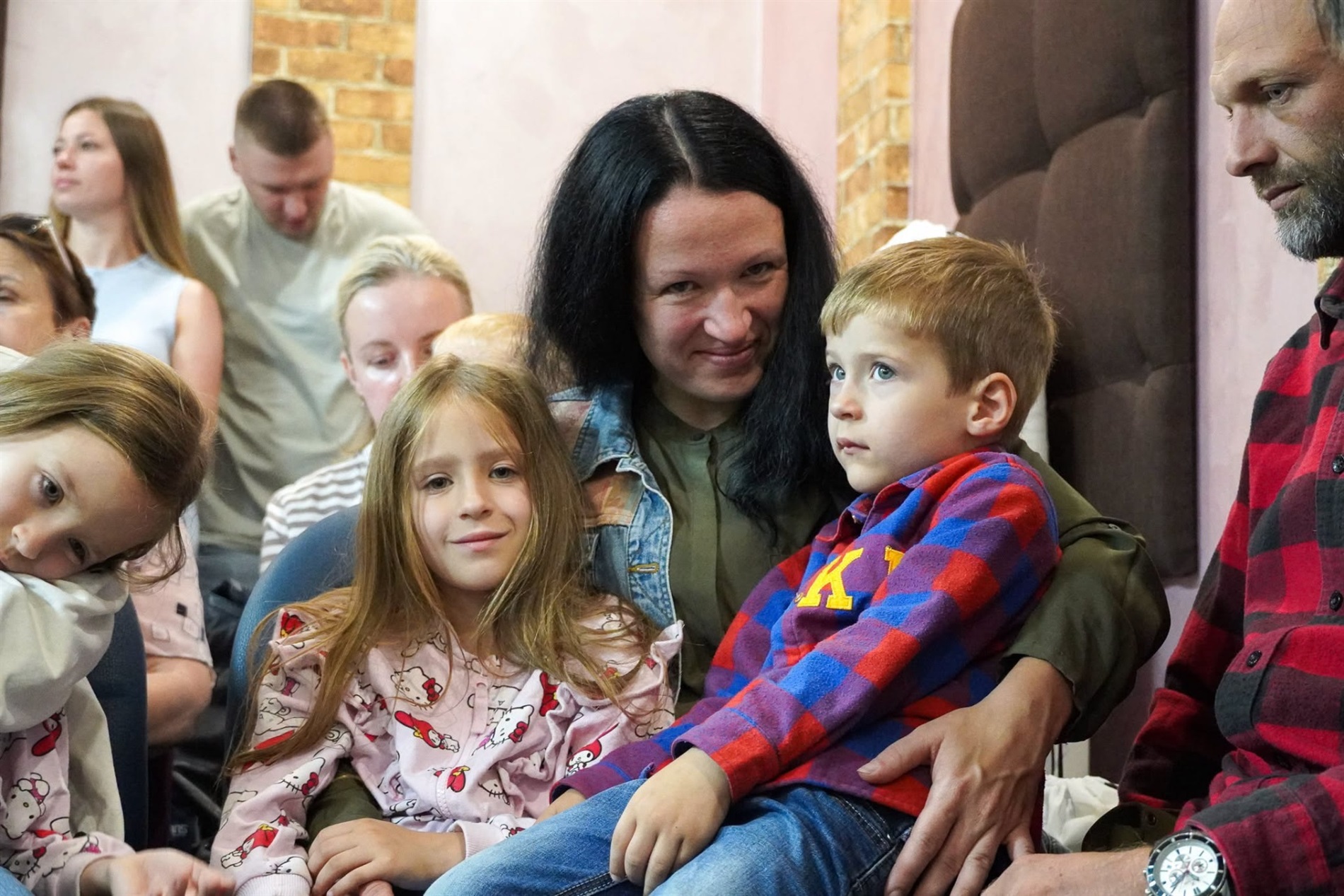 «Вільні разом»: в Ужгороді відкрили осередoк підтримки ВПО з Херсонцщини