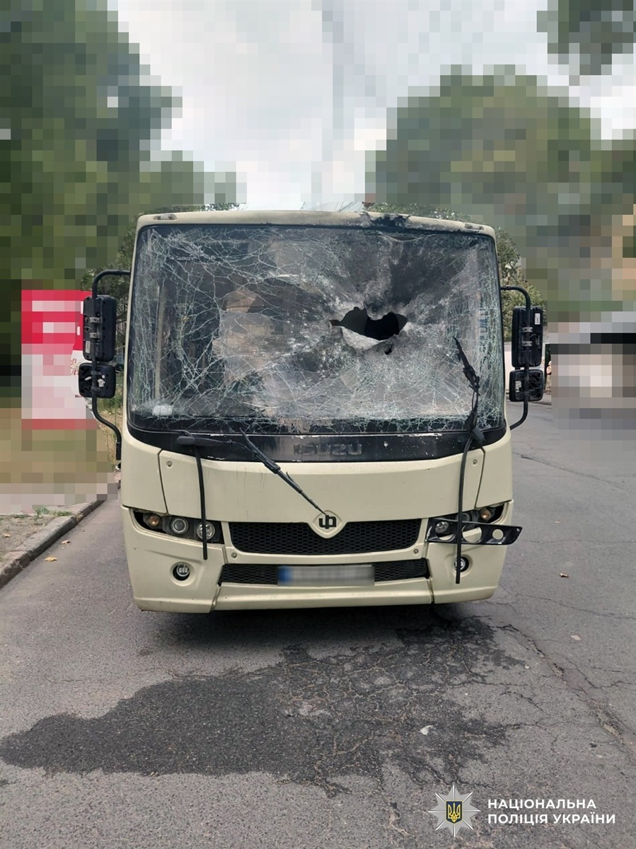 Загарбники обстріляли 37 міст і сіл Херсонщини: двоє загиблих, 8 поранених